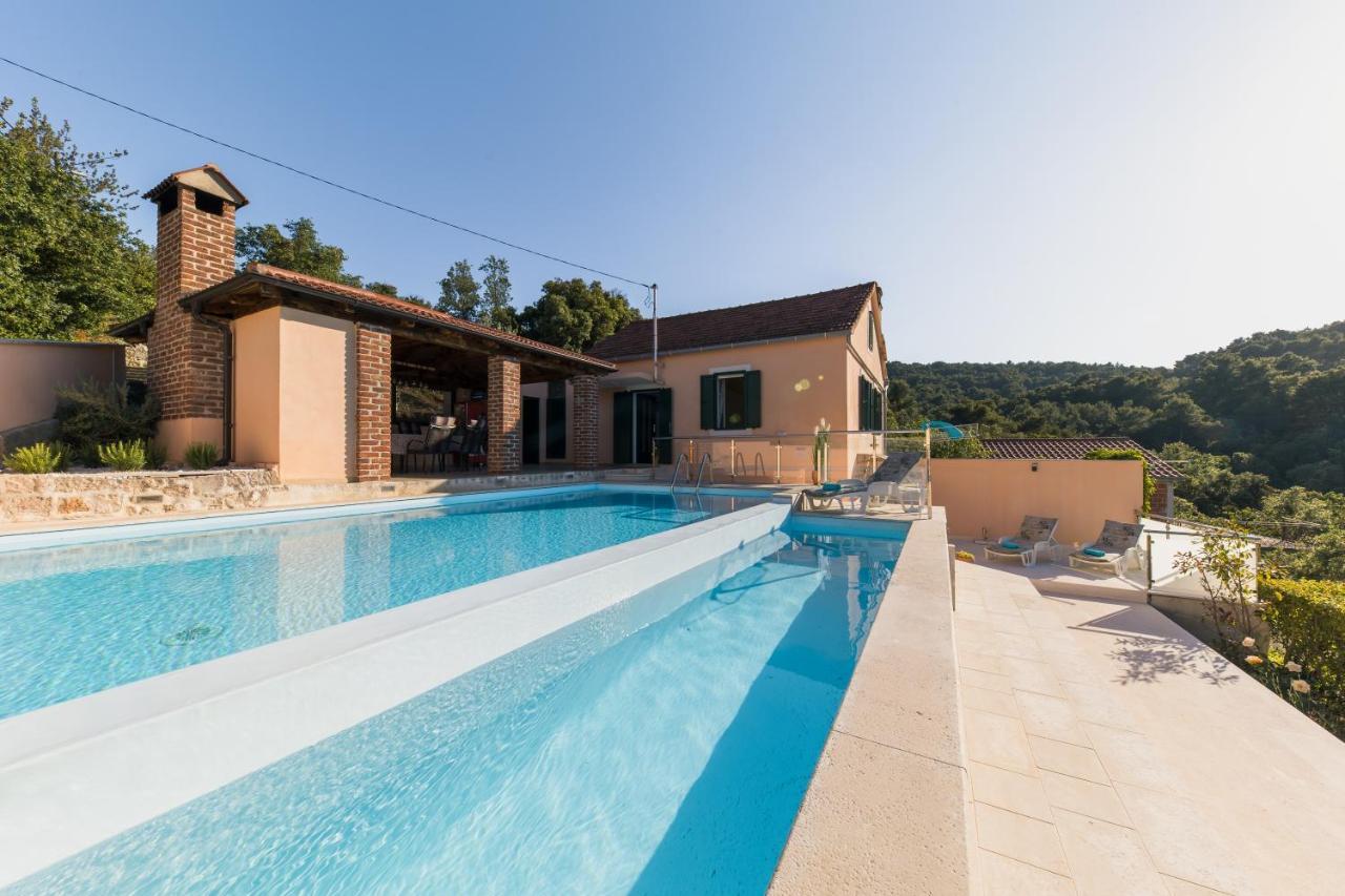 Holiday Home Lavanda Mali Iž Exterior foto